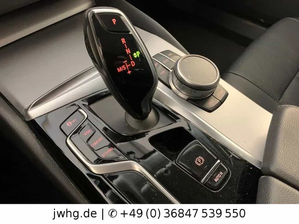 BMW 5 Series 520d T xDrive LEDER/COCKP-PRO/LED+/STANDHZ 10/2020-photo-8