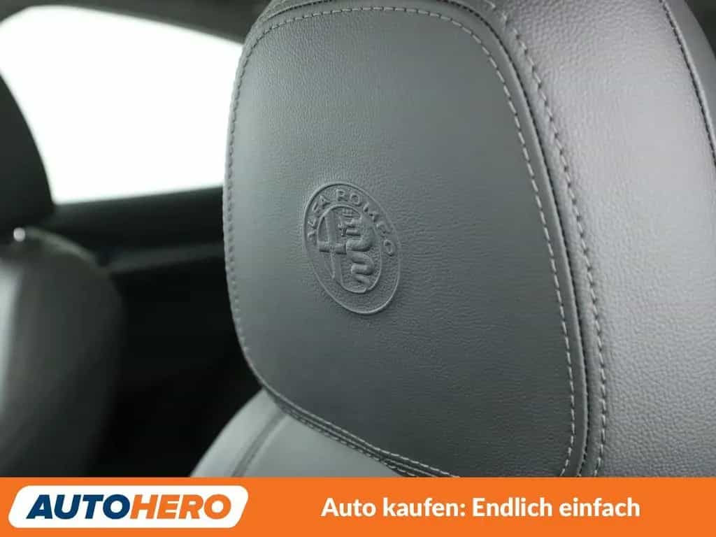 Alfa Romeo Stelvio 2.2 JTDM Veloce Q4 Aut.*NAV*ACC*CAM*PDC* 12/2020-photo-36