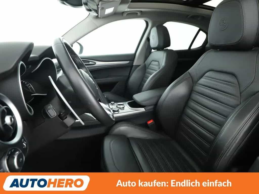 Alfa Romeo Stelvio 2.2 JTDM Veloce Q4 Aut.*NAV*ACC*CAM*PDC* 12/2020-photo-9
