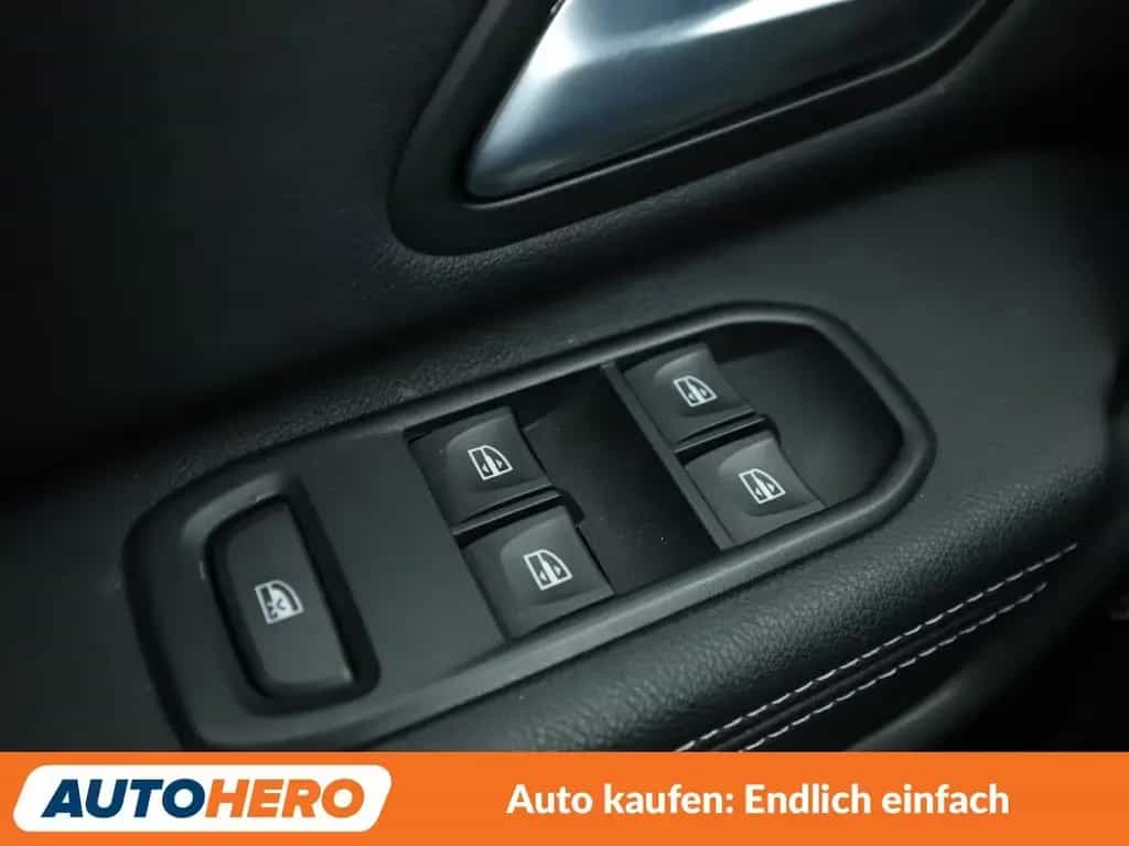 Dacia Duster 1.3 TCe Adventure 4WD *NAVI*CAM*TEMPO*SHZ 06/2020-photo-24