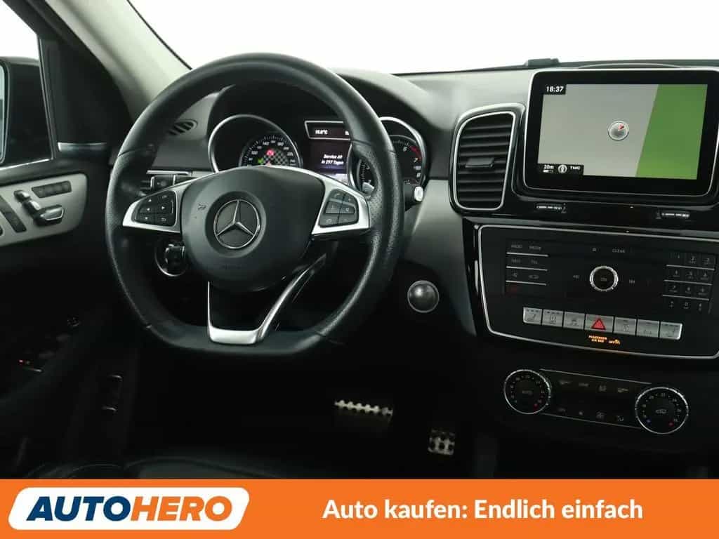 Mercedes-Benz GLE-Class 400 4Matic AMG Line Aut.*360CAM*ACC*PANO*LED 01/2016-photo-12