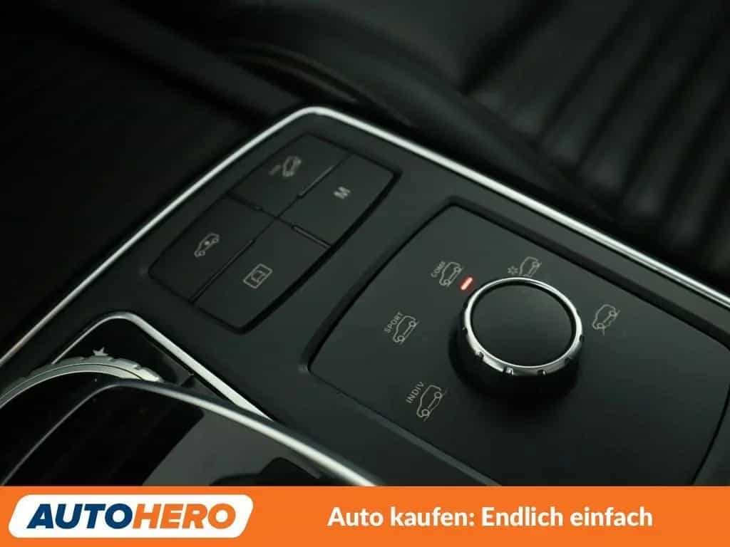 Mercedes-Benz GLE-Class 400 4Matic AMG Line Aut.*360CAM*ACC*PANO*LED 01/2016-photo-26