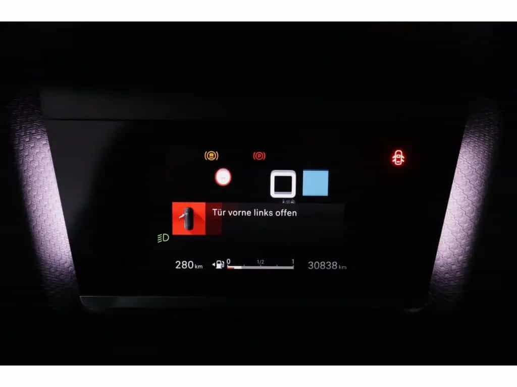 Citroën C4 1.2PureTech 130 Max LED+NAVI+PANO+KAMERA+SHZ 06/2024-photo-16