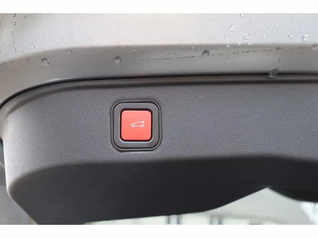 Alfa Romeo Junior IBRIDA SPECIALE 1.2 VGT 145PS DCT6 SCHIEB 11/2025-photo-26