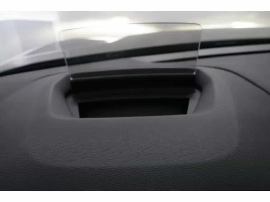 Citroën C4 X 1.2PureTech Aut.130 Max+LED+NAVI+KAMERA+HUD 04/2024-photo-17