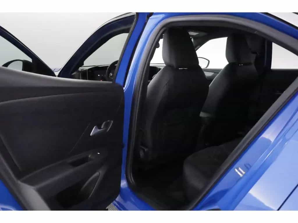 Opel Mokka 1.2T Aut.130 Ultimate+LED+KAMERA+CARPLAY 06/2024-photo-18