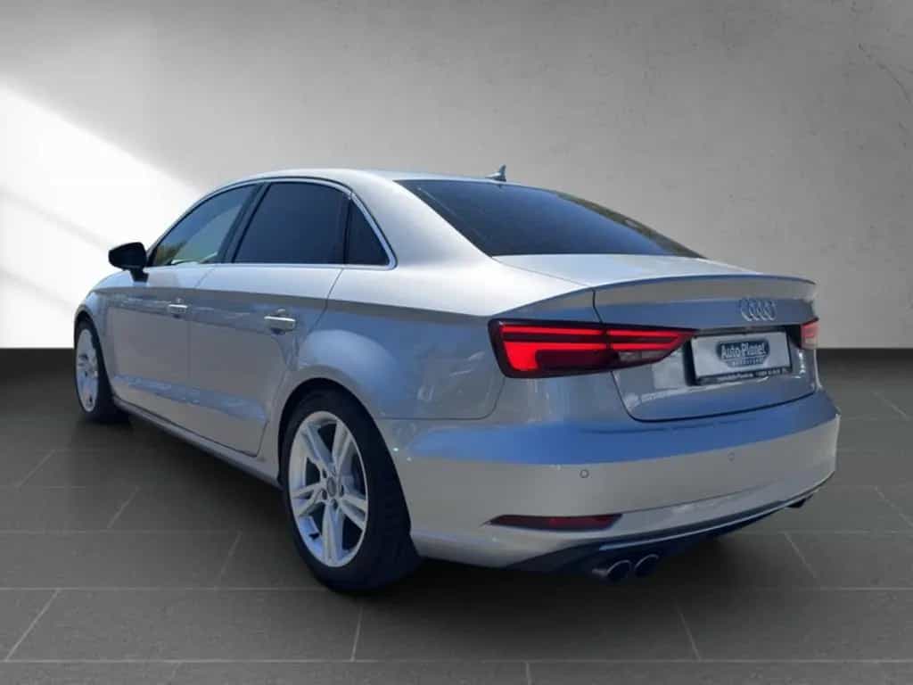 Audi A3 1.4 TFSI design *ALU*LED*NAV*PDCHI*SHZ* NAVI 10/2016-photo-10