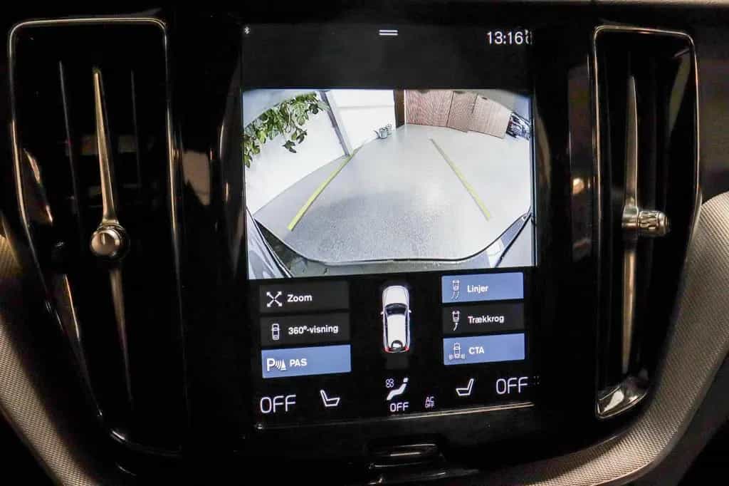 Volvo XC60 R Design AWD B4, AHK, H/K, MEMO, PANO, ACC 12/2020-photo-27