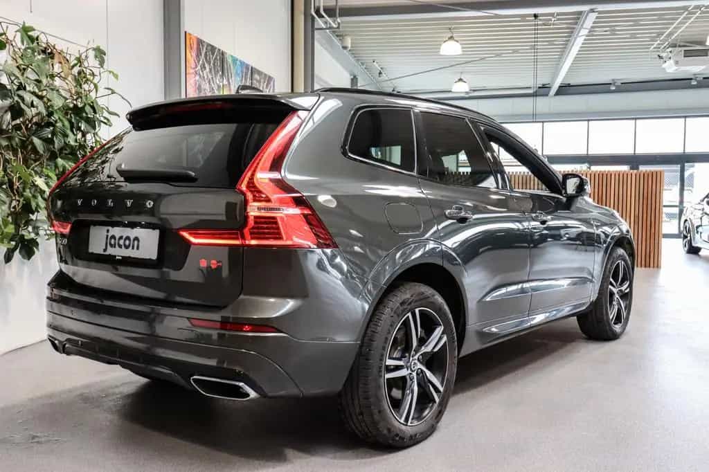 Volvo XC60 R Design AWD B4, AHK, H/K, MEMO, PANO, ACC 12/2020-photo-4