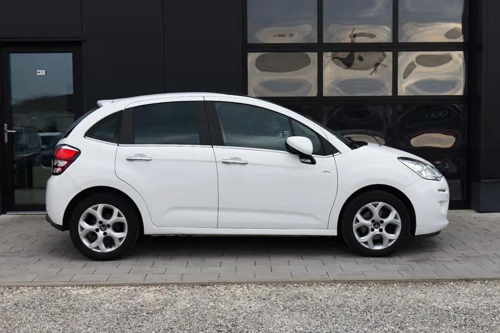 Citroën C3 1.2 PureTech TEM/PDC/LMF/KAM/SHZ+TÜV 06.27 06/2016-photo-1