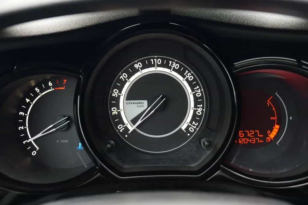 Citroën C3 1.2 PureTech TEM/PDC/LMF/KAM/SHZ+TÜV 06.27 06/2016-photo-20