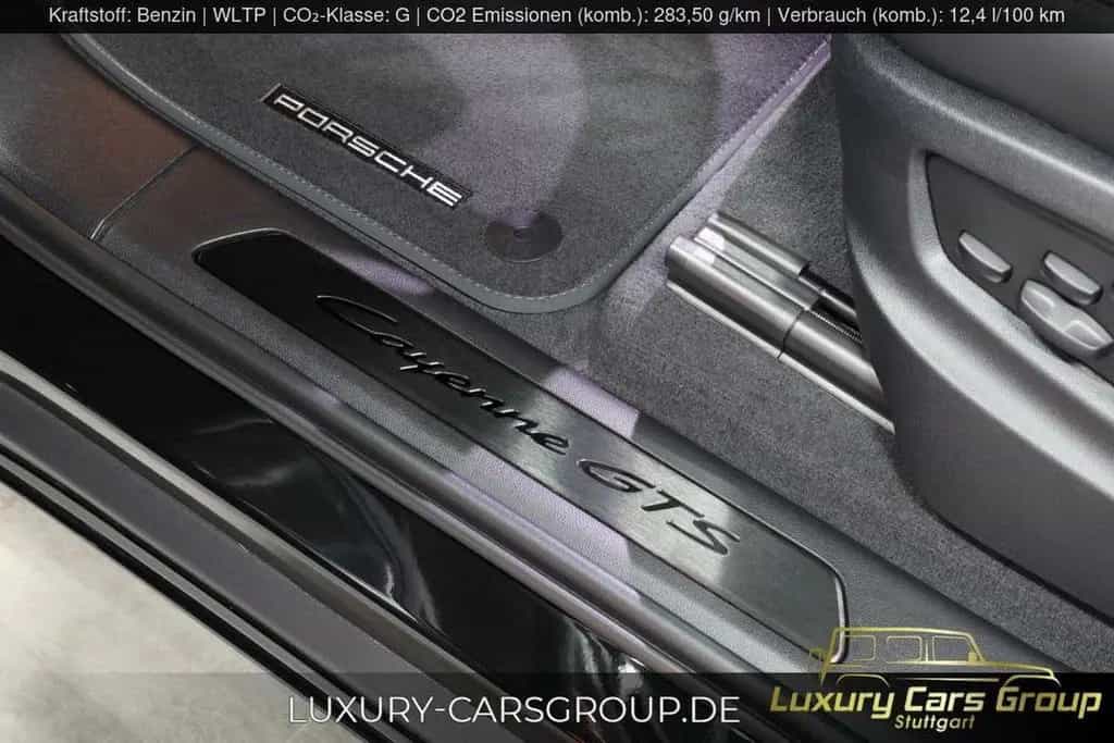 Porsche Cayenne Coupe GTS TurboGT-CarbonExterior-FullOpt 06/2025-photo-29