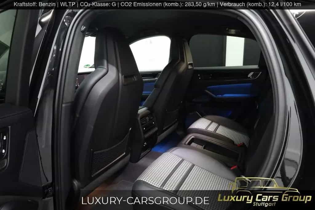Porsche Cayenne Coupe GTS TurboGT-CarbonExterior-FullOpt 06/2025-photo-36