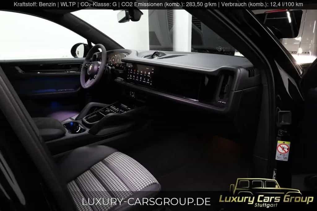 Porsche Cayenne Coupe GTS TurboGT-CarbonExterior-FullOpt 06/2025-photo-42