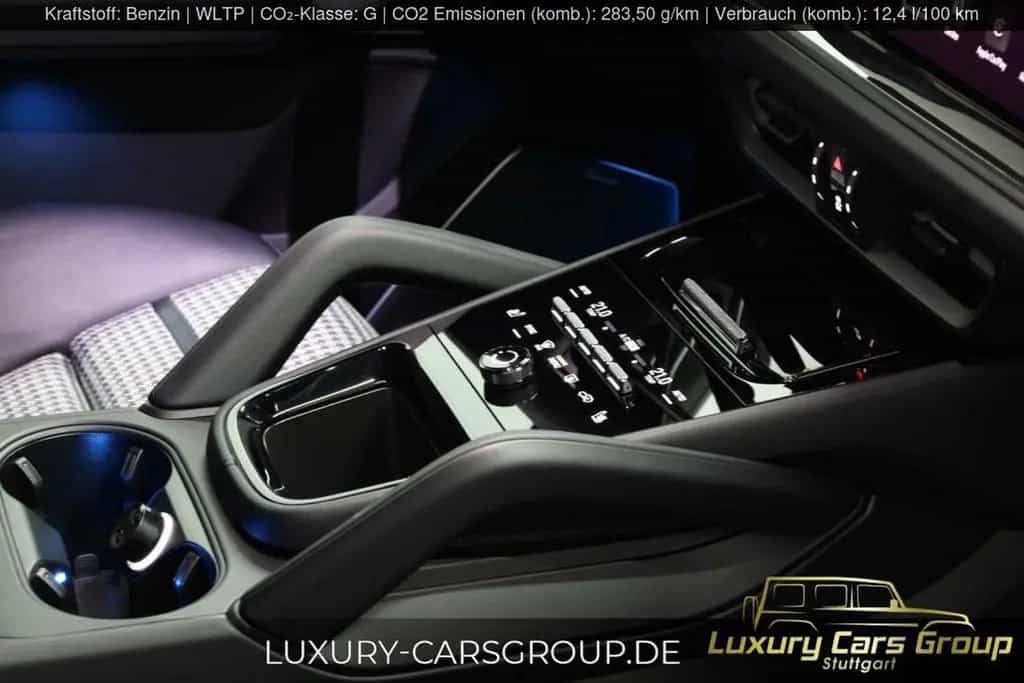 Porsche Cayenne Coupe GTS TurboGT-CarbonExterior-FullOpt 06/2025-photo-46