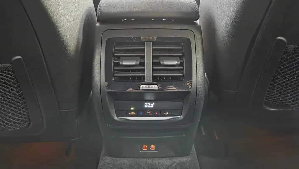 BMW X4 xDrive20d M Sport 20Zoll Kamera Hifi Keyless 05/2021-photo-24