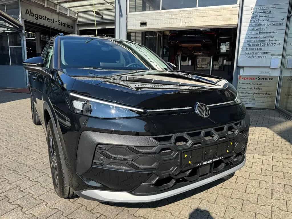 Volkswagen T-Roc 1.5 eTSI DSG Life -Neues Modell- 03/2026-photo-3