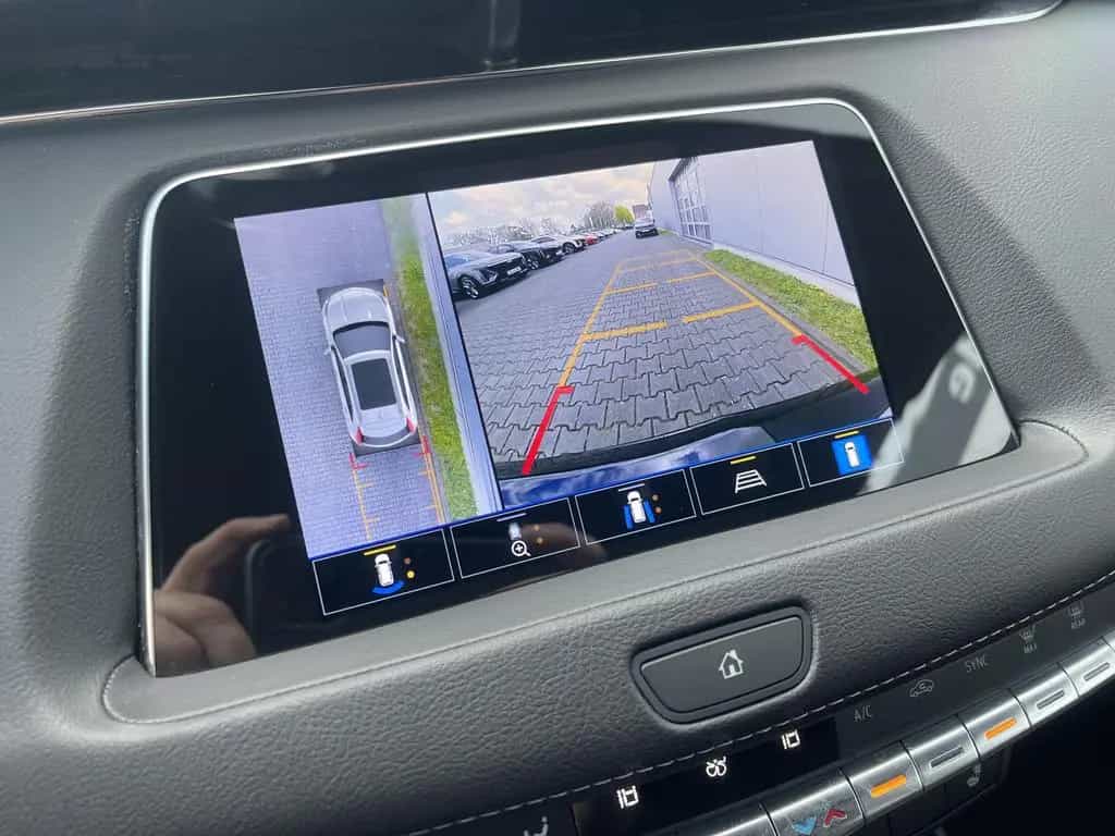 Cadillac XT4 Premium Luxury 350D 11/2022-photo-26