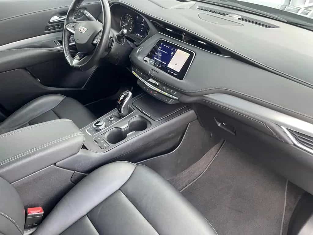 Cadillac XT4 Premium Luxury 350D 11/2022-photo-8
