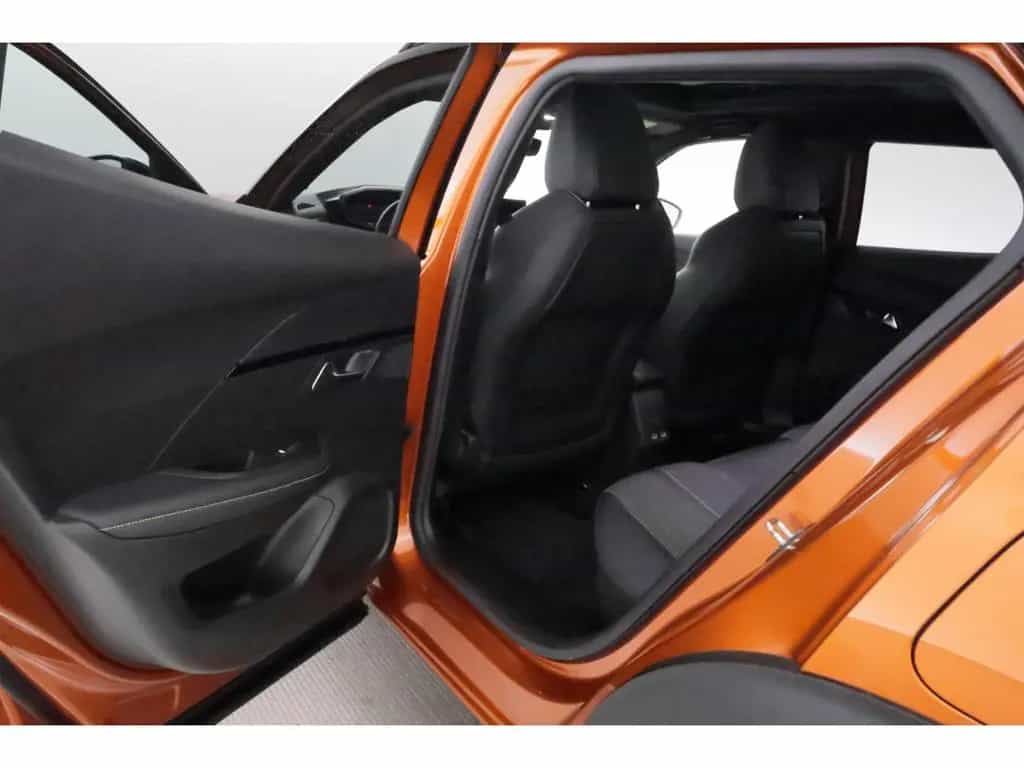 Peugeot 2008 1.5BHDi 110 GT-Line LED+NAVI+PANO+PDC 03/2021-photo-20