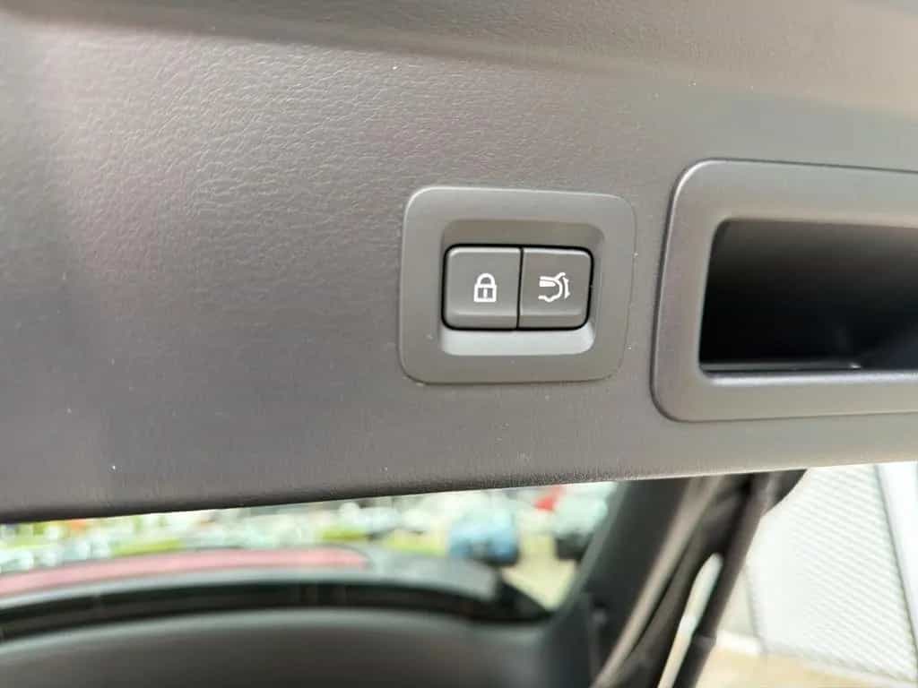 Mazda CX-30 Takumi SKY.-G 140 HUD Navi Leder Soundsyst 11/2024-photo-19