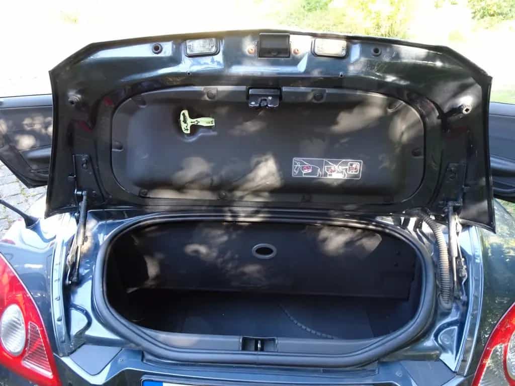Chrysler Cabrio/Roadster 04/2006-photo-12