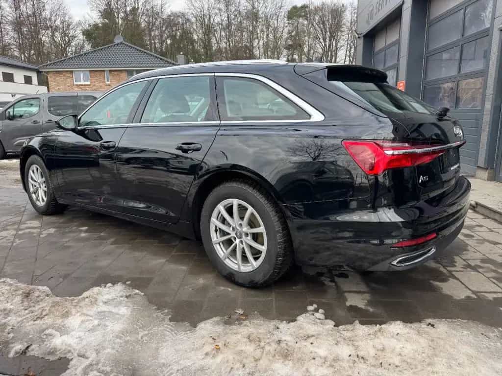Audi A6 Avant 40 TDI quattro 03/2022-photo-5