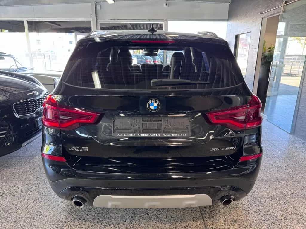 BMW X3 xDrive 20 i xLine*AUT*KAMERA*LEDER*LED*NAVI* 12/2018-photo-9