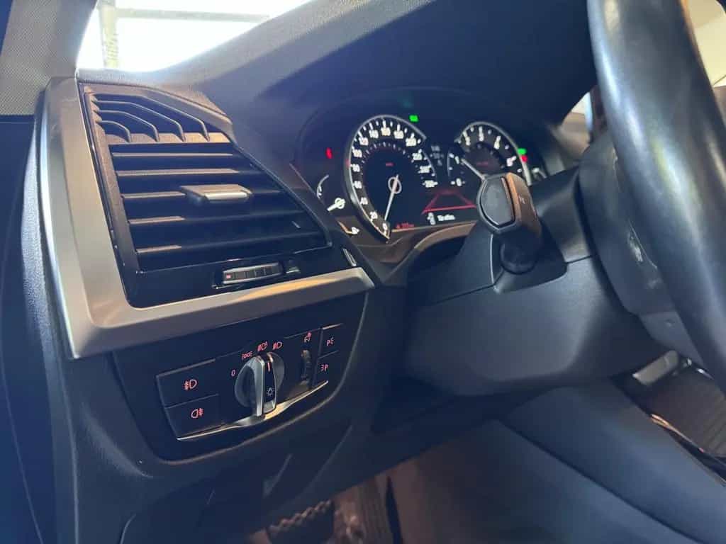 BMW X3 xDrive 20 i xLine*AUT*KAMERA*LEDER*LED*NAVI* 12/2018-photo-26