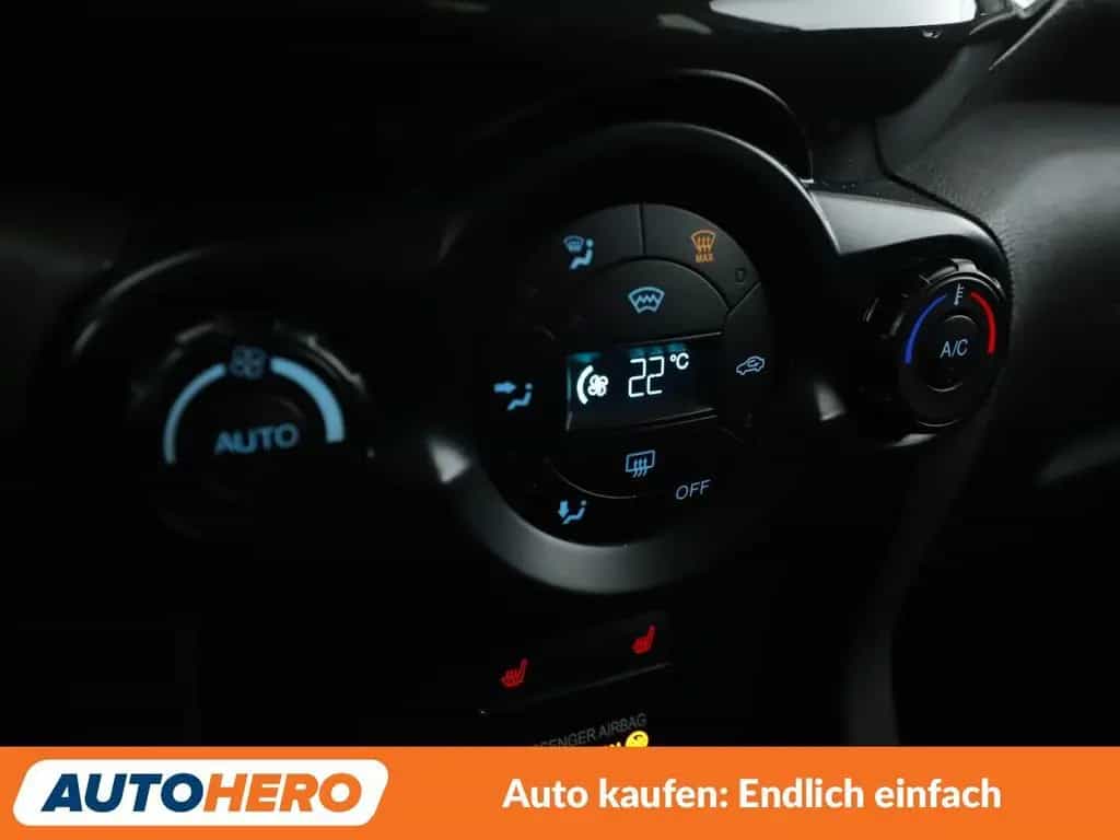Ford EcoSport 1.0 EcoBoost Titanium*PDC*SHZ*KLIMA* 02/2016-photo-19