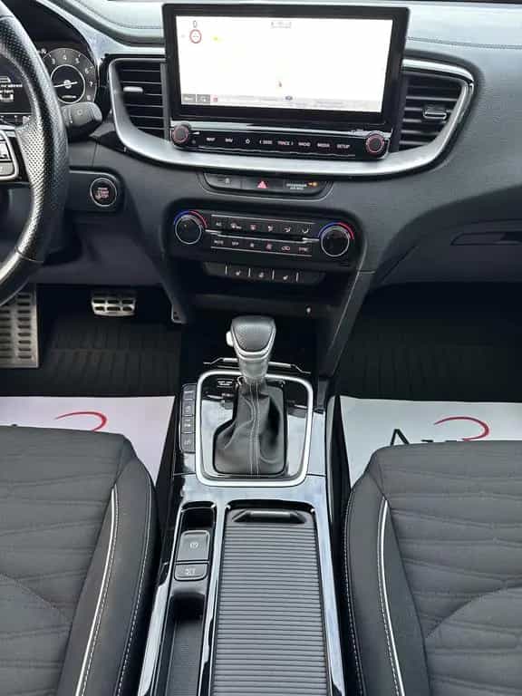 Kia ProCeed 1.5 T-GDI GT-LINE NAV+LED+KAM+V-COCK+ACC 06/2022-photo-10