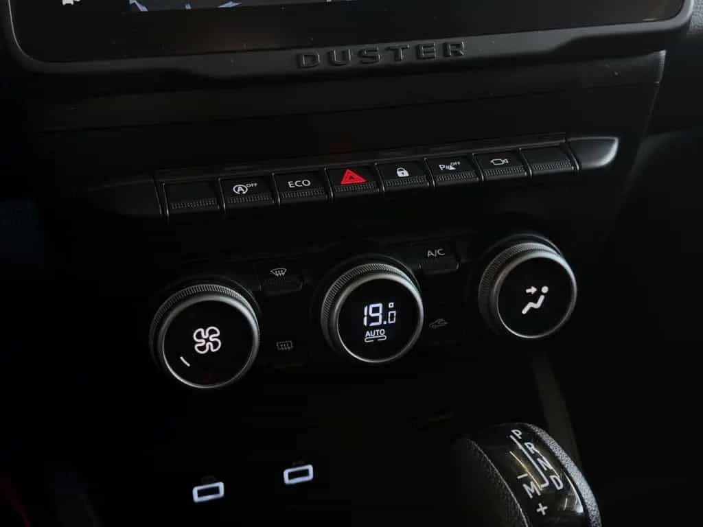 Dacia Duster II Extreme *360°-KAMERA*NAVI*SHZ*1-HAND* 03/2023-photo-16