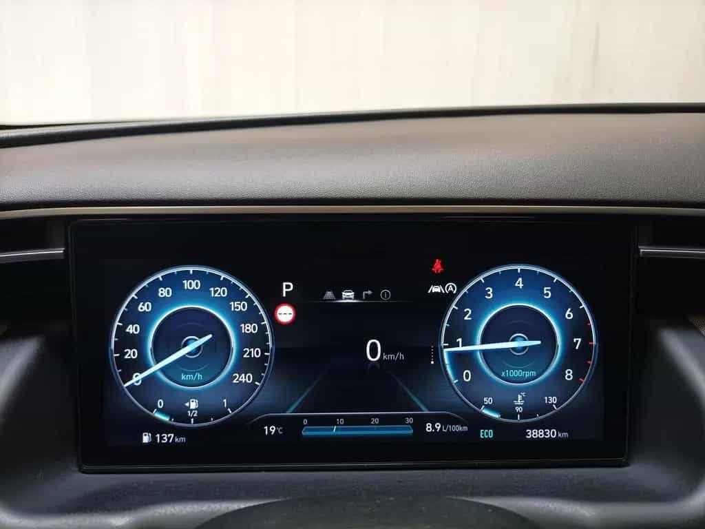 Hyundai TUCSON 1.6 T-GDI  Navi|Krell|Pano|CAM 03/2024-photo-6