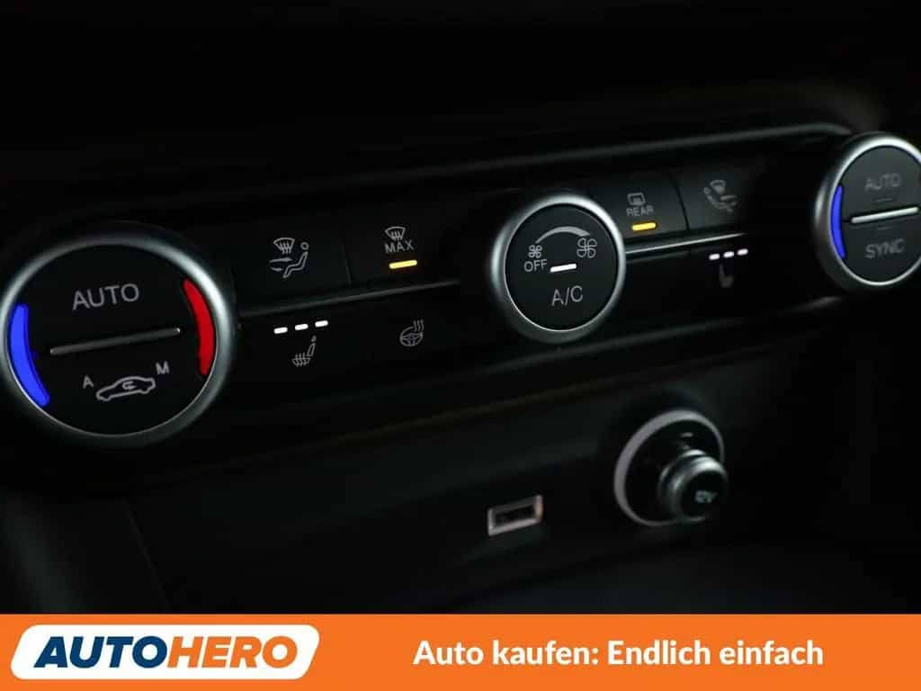 Alfa Romeo Stelvio 2.0 Turbo Q4 B-Tech Aut.*NAVI*BI-XENON* 02/2020-photo-21