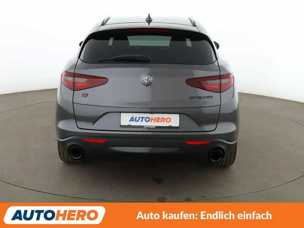 Alfa Romeo Stelvio 2.0 Turbo Q4 B-Tech Aut.*NAVI*BI-XENON* 02/2020-photo-2
