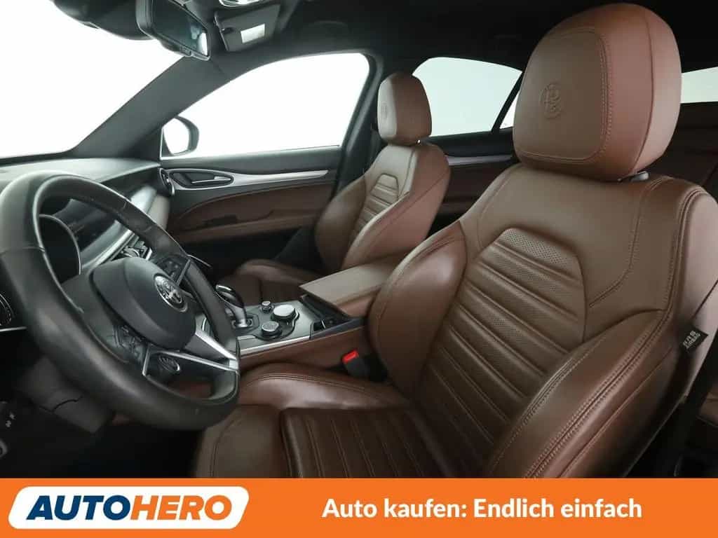 Alfa Romeo Stelvio 2.0 Turbo Q4 B-Tech Aut.*NAVI*BI-XENON* 02/2020-photo-7