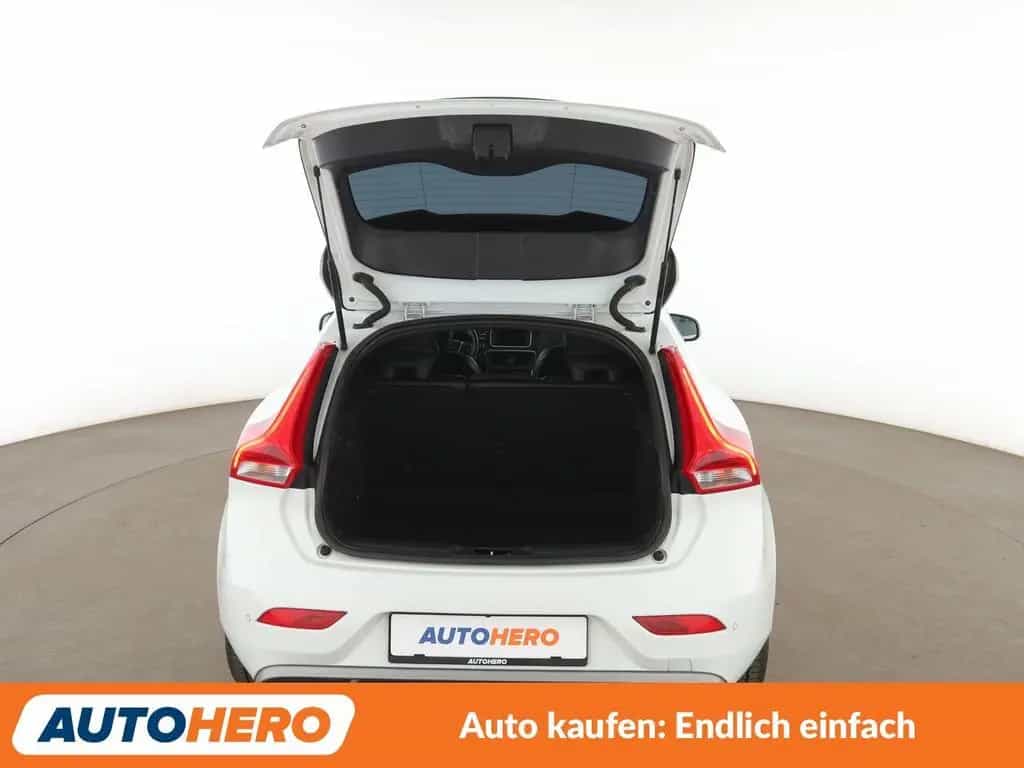 Volvo V40 1.5 Momentum Aut.*NAV*TEMP*CAM*PDC*SHZ*ALU* 03/2016-photo-16