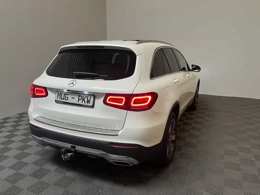 Mercedes-Benz GLC 400 d 4M*Pano-AHK-Kamera-Leder* 02/2020-photo-1