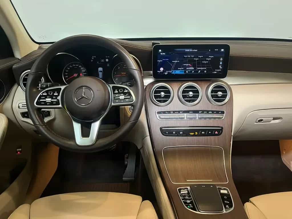 Mercedes-Benz GLC 400 d 4M*Pano-AHK-Kamera-Leder* 02/2020-photo-13