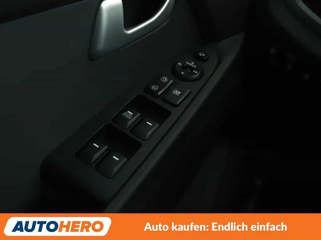 Kia Sportage 1.7 CRDi Dream Team 2WD*NAVI*TEMPO*CAM* 09/2015-photo-26