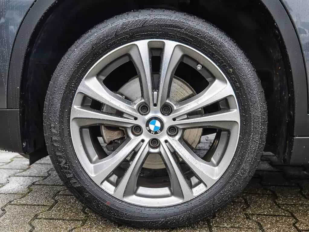BMW X1 sDrive18d Sport Line+AHK+PDC+Tempomat+SHZ+DAB 04/2019-photo-3