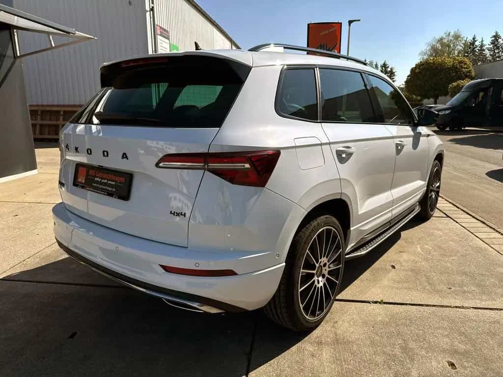 Skoda Karoq 2.0TSI DSG 4x4 SPORTLINE 360° ACC AHK PANO 01/2023-photo-24