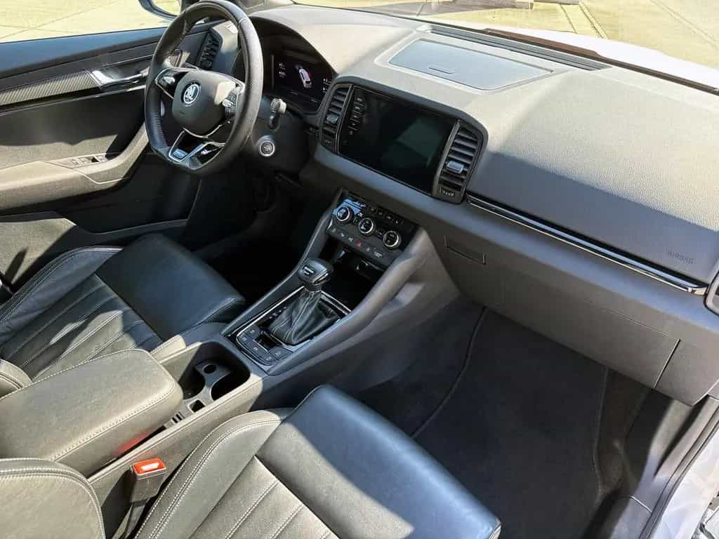 Skoda Karoq 2.0TSI DSG 4x4 SPORTLINE 360° ACC AHK PANO 01/2023-photo-27