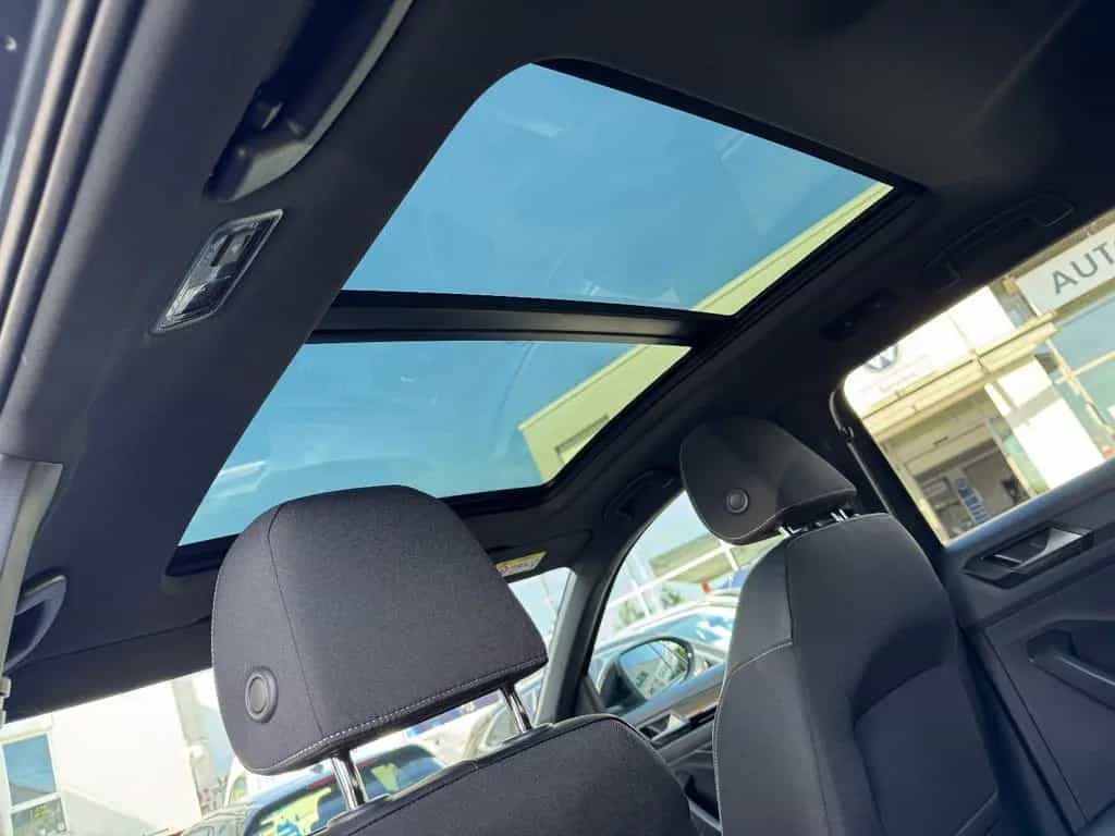 Volkswagen T-Roc Style 1.5 TSI DSG -Panorama+AHK+BlackStyle 03/2026-photo-12