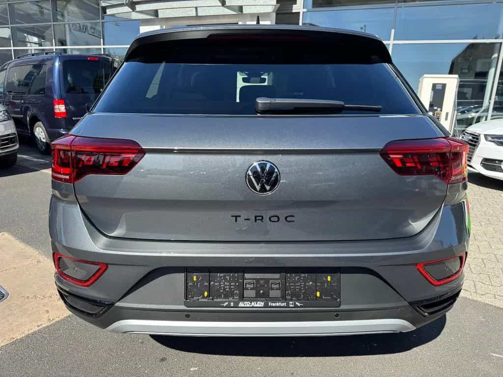 Volkswagen T-Roc Style 1.5 TSI DSG -Panorama+AHK+BlackStyle 03/2026-photo-33