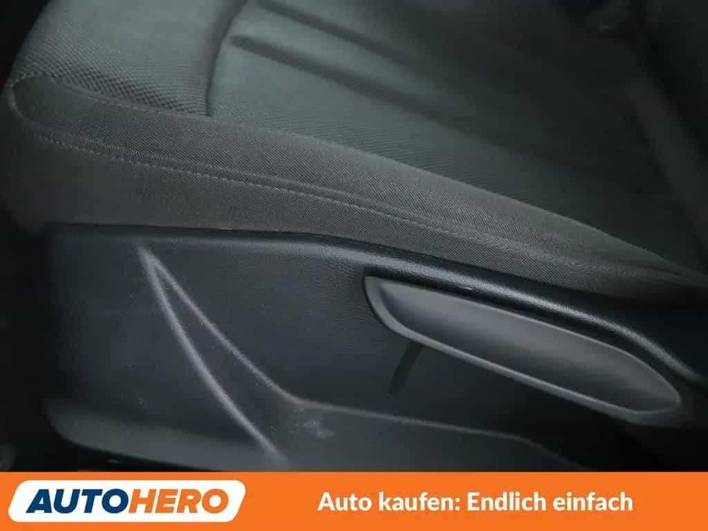 Audi A4 40 TFSI Aut.*NAVI*LIMIT*PDC*SHZ* 12/2018-photo-27