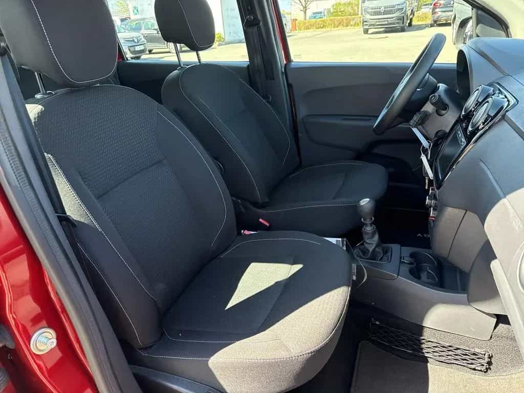 Dacia Lodgy 1.3 TCE 100 COMFORT NAVI+DAB+KLIMA+SHZ+USB 05/2020-photo-24