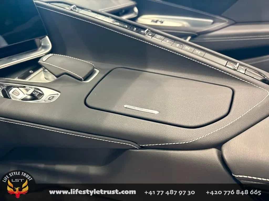 Corvette Z06 Coupe 1LZ - 5.5V8  =2025= €103.500 T1 03/2025-photo-14