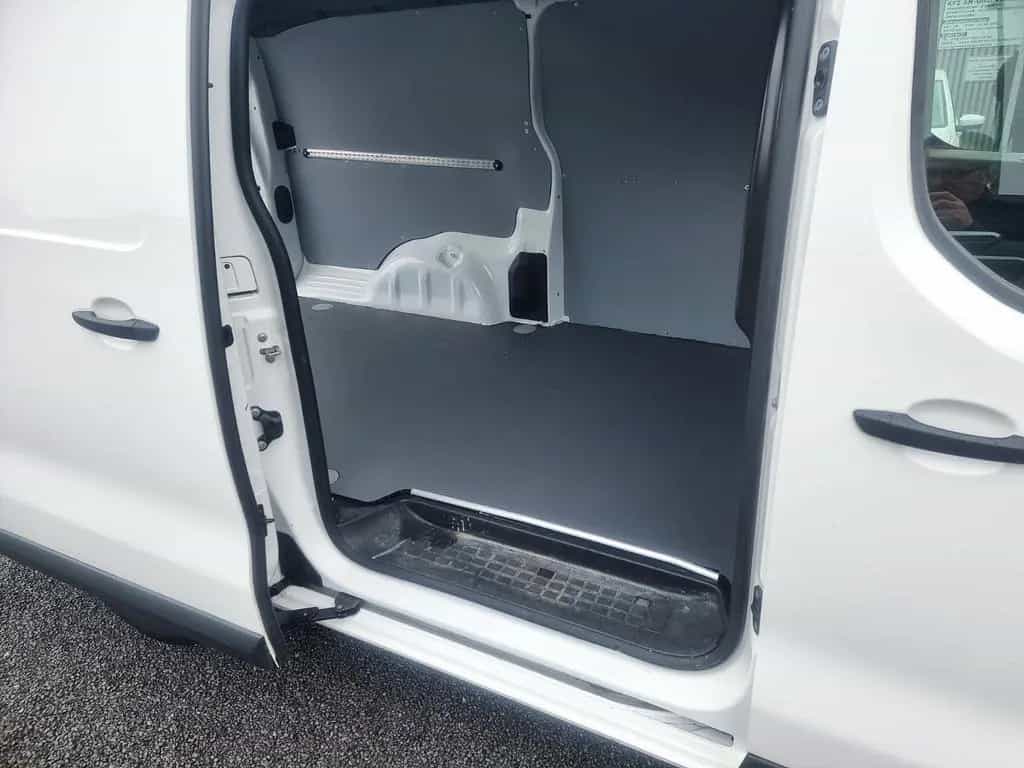 Citroën Jumpy Kasten Club XL NAVI KAMERA TEMP PDC CARPLY 10/2021-photo-24