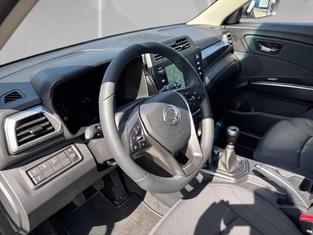 KGM Tivoli NOMAD T-GDi 1,5Benziner 163 PS MT, Navi, null-photo-9